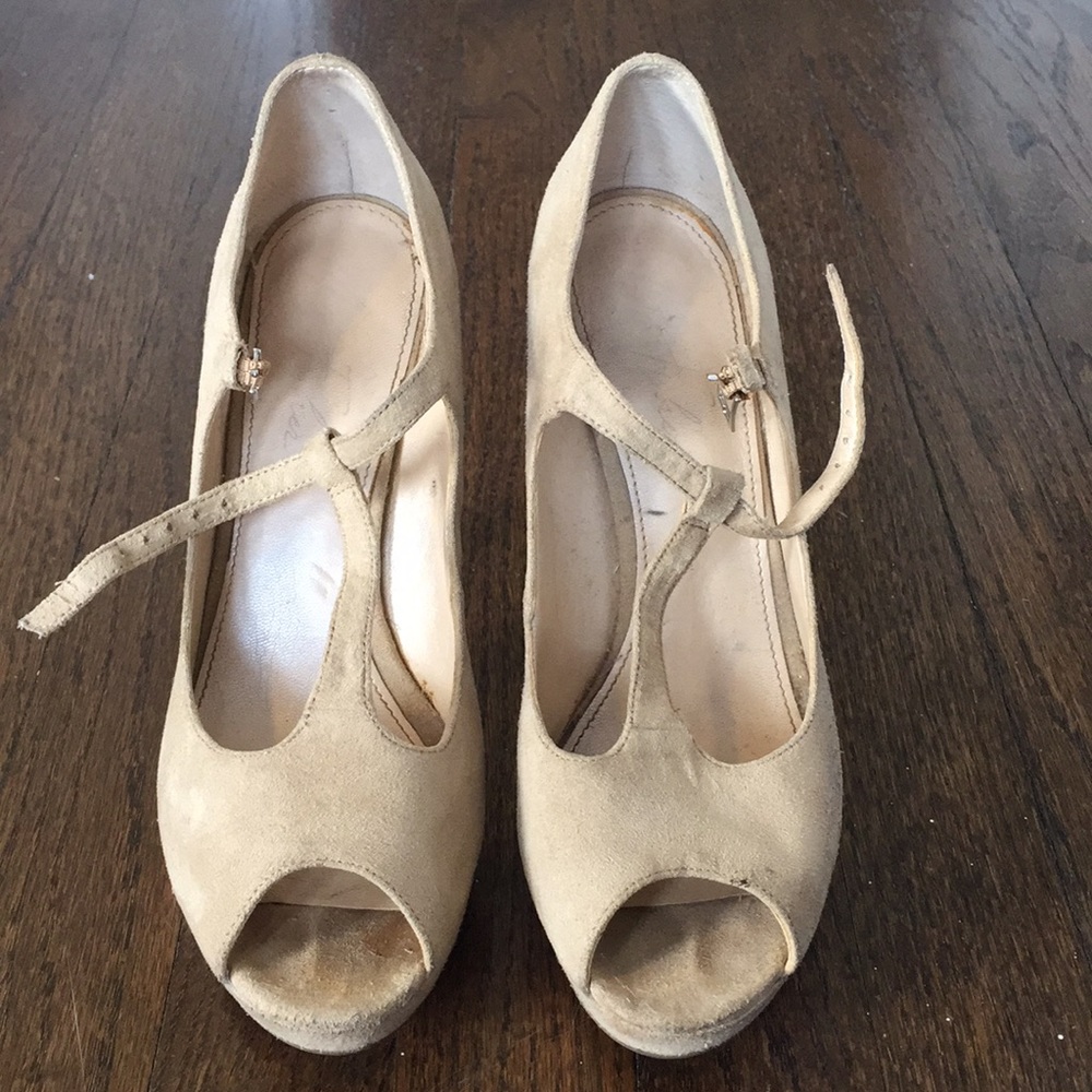 Marc Fisher Tan Suede Heels